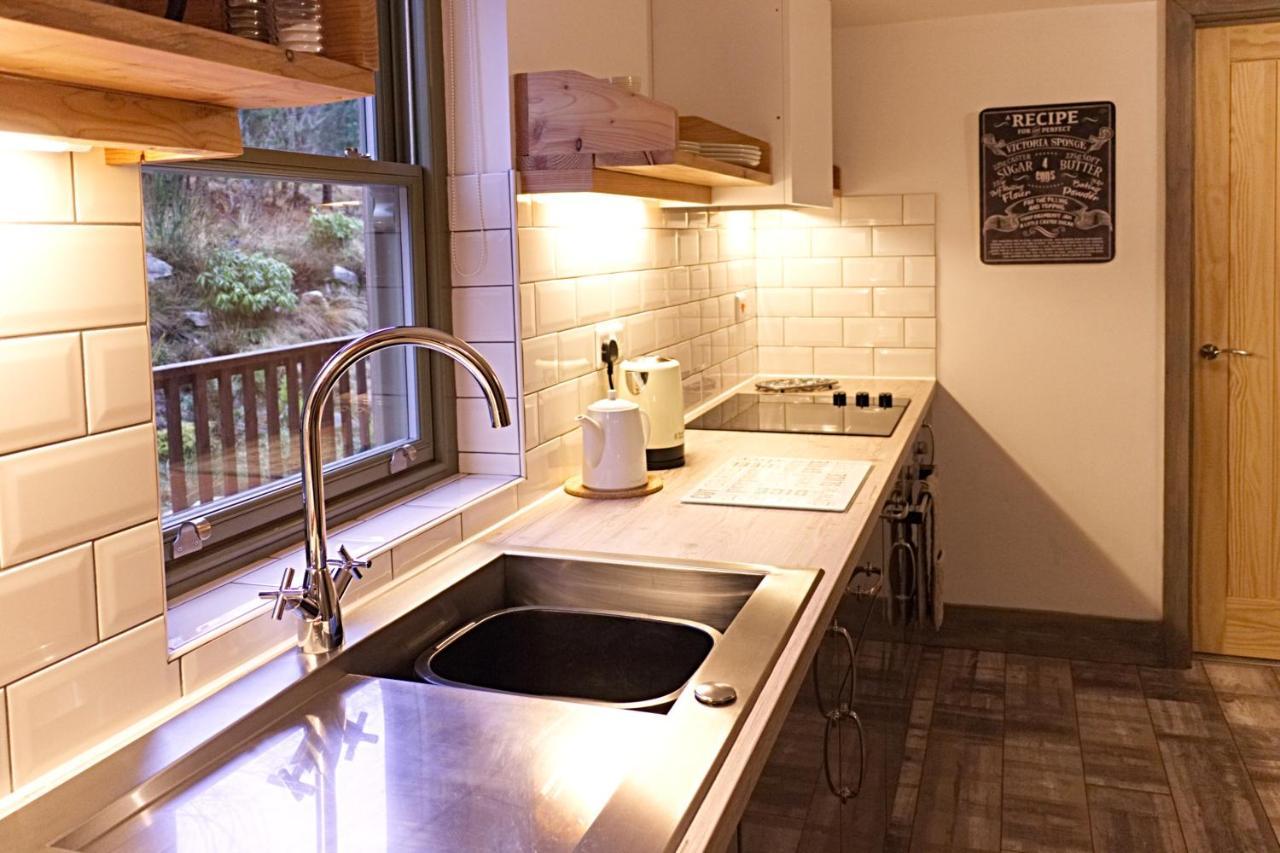 Faebuie Cottages Dalchreichart ภายนอก รูปภาพ